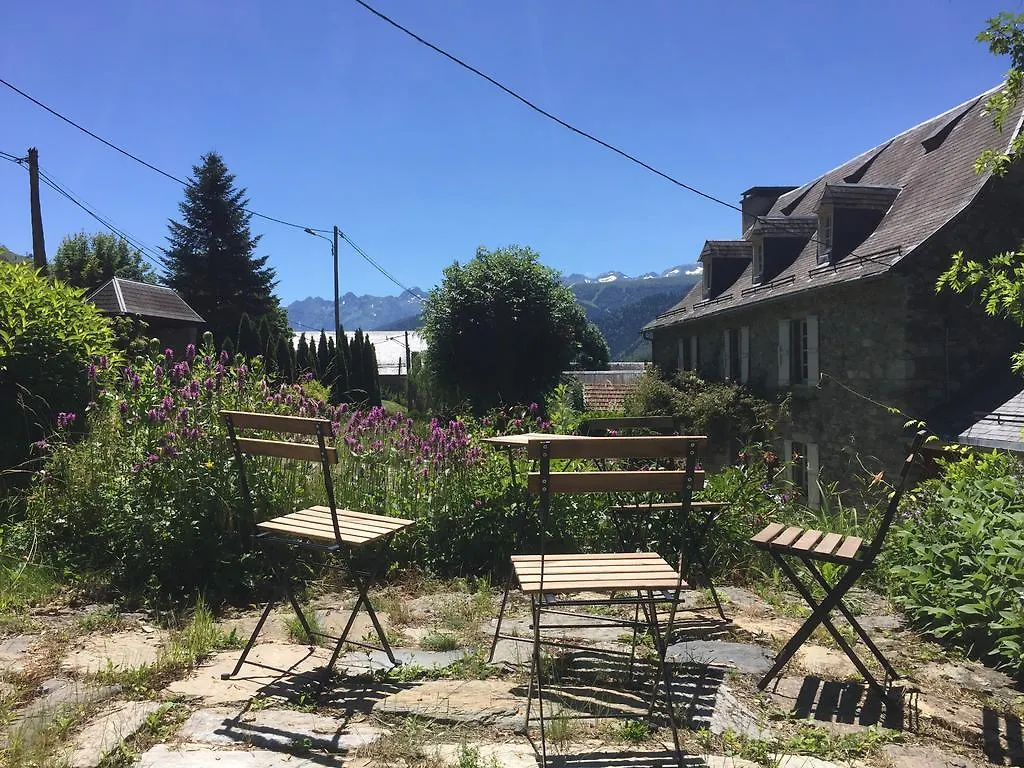 Maison Jeanne Saint-Paul-d'Oueil Bed and Breakfast